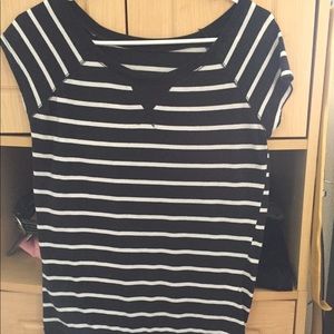 Black and white striped shirt (L)